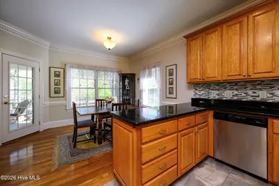 1996 Hoods Creek Drive, New Bern, NC 28562 - Photo 32