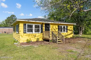 49 S 12th St, Bolton, NC 28423 - Photo 2