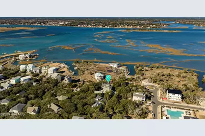 111 Cutlass Drive, Surf City, NC 28445 - Photo 2