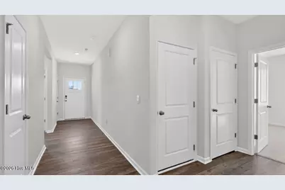 281 Maddox Drive, Aberdeen, NC 28315 - Photo 2