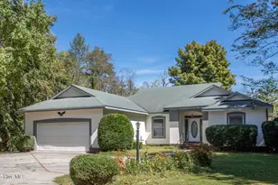 163 Middleton Dr, Hertford, NC 27944 - Photo 1