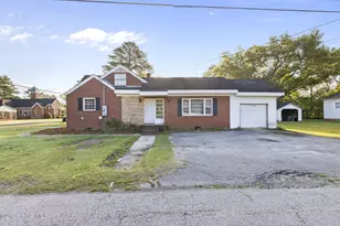 204 N Washington St, Pikeville, NC 27863 - Photo 4