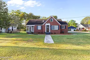 204 N Washington St, Pikeville, NC 27863 - Photo 1