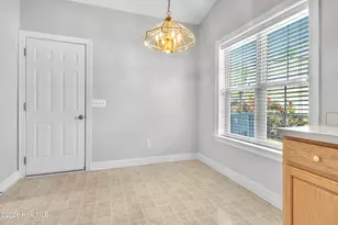 211 Waters Point Ct, Wilmington, NC 28412 - Photo 12