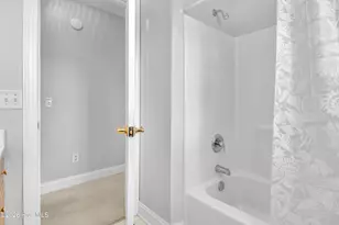 211 Waters Point Ct, Wilmington, NC 28412 - Photo 32