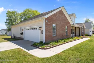 200 E Howard Dr, Jacksonville, NC 28540 - Photo 6