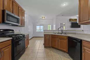 200 E Howard Dr, Jacksonville, NC 28540 - Photo 14