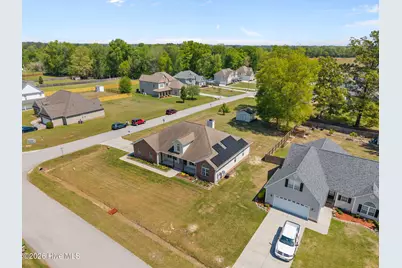 200 E Howard Drive, Jacksonville, NC 28540 - Photo 42