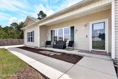 112 Lilac Lane, Richlands, NC 28574 - Photo 4