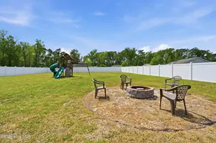 302 Tuscan Ct, Richlands, NC 28574 - Photo 32