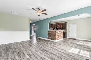 407 Canoe Ln, Swansboro, NC 28584 - Photo 10