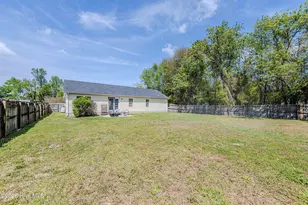 126 Forest Bluff Dr, Jacksonville, NC 28540 - Photo 18