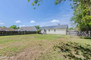 126 Forest Bluff Dr, Jacksonville, NC 28540 - Photo 4
