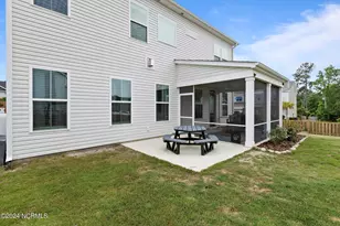 907 W Arboria Dr, Hampstead, NC 28443 - Photo 4