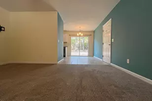 907 N Sycamore St, Aberdeen, NC 28315 - Photo 2