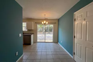 907 N Sycamore St, Aberdeen, NC 28315 - Photo 4