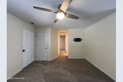 907 N Sycamore Street, Aberdeen, NC 28315 - Photo 6