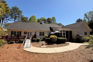 109 Sweetbriar Ct, Seven Lakes, NC 27376 - Photo 4