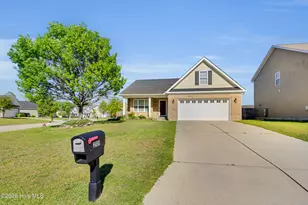 201 Quincy Ct, New Bern, NC 28560 - Photo 32