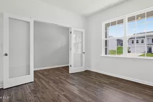 712 Lazy Elm Ln, Aberdeen, NC 28315 - Photo 6