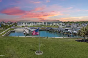 650 Cedar Point Blvd, Cedar Point, NC 28584 - Photo 12