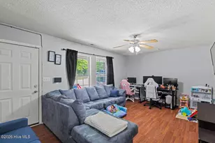 136 Constitution Ave, Jacksonville, NC 28540 - Photo 6