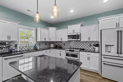109 Sparrow Drive, New Bern, NC 28560 - Photo 14