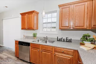 828 Jade Ln, Winterville, NC 28590 - Photo 12