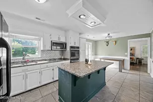 487 Fowler Manning Rd, Richlands, NC 28574 - Photo 8