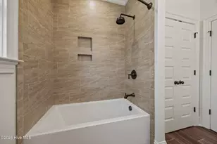 404 Donald Dr, Winterville, NC 28590 - Photo 16