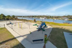 226 Ocean Blvd E, Holden Beach, NC 28462 - Photo 56