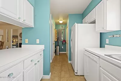312 McGinnis Drive #312, Pine Knoll Shores, NC 28512 - Photo 16