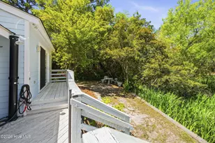 312 McGinnis Dr, Pine Knoll Shores, NC 28512 - Photo 36
