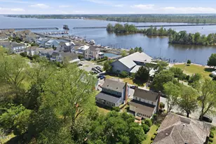 214 E Water St, Washington, NC 27889 - Photo 8