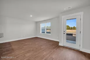 109 N Grassland Rd, Surf City, NC 28445 - Photo 6
