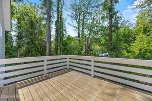 2130 Wisteria Dr, Wilmington, NC 28401 - Photo 10