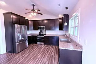 511 N B St, Bridgeton, NC 28519 - Photo 12