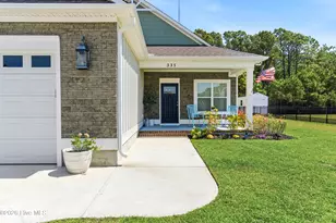 335 Lightning Bug Ln, Holly Ridge, NC 28445 - Photo 6