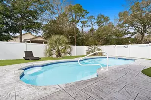 135 NW 7th St, Oak Island, NC 28465 - Photo 28
