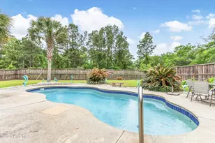 5126 Fernwood Dr, Southport, NC 28461 - Photo 10