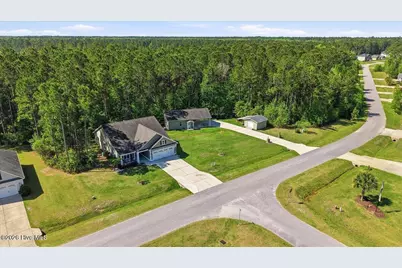 111 W Huckleberry Way, Rocky Point, NC 28457 - Photo 2