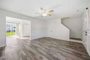 83 Crush Ct, Swansboro, NC 28584 - Photo 4