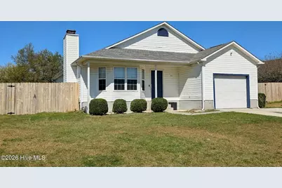 116 Eastgate Drive, Jacksonville, NC 28540 - Photo 2