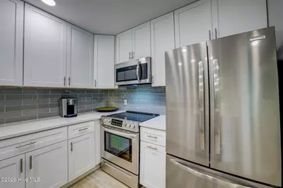 1800 Eastwood Road #Apt 172, Wilmington, NC 28403 - Photo 8