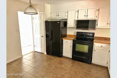 1003 Brynn Marr Road, Jacksonville, NC 28546 - Photo 6