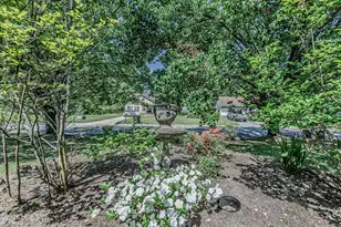 223 Spring Dr, Jacksonville, NC 28540 - Photo 4