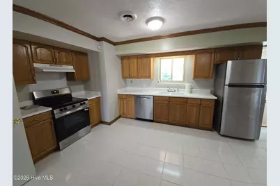 126 Tanglewood Drive, Jacksonville, NC 28540 - Photo 6