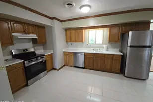 126 Tanglewood Dr, Jacksonville, NC 28540 - Photo 6