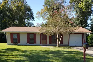 126 Tanglewood Dr, Jacksonville, NC 28540 - Photo 1