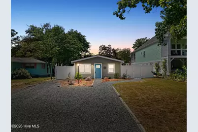 413 Sherrill Street, Oak Island, NC 28465 - Photo 2
